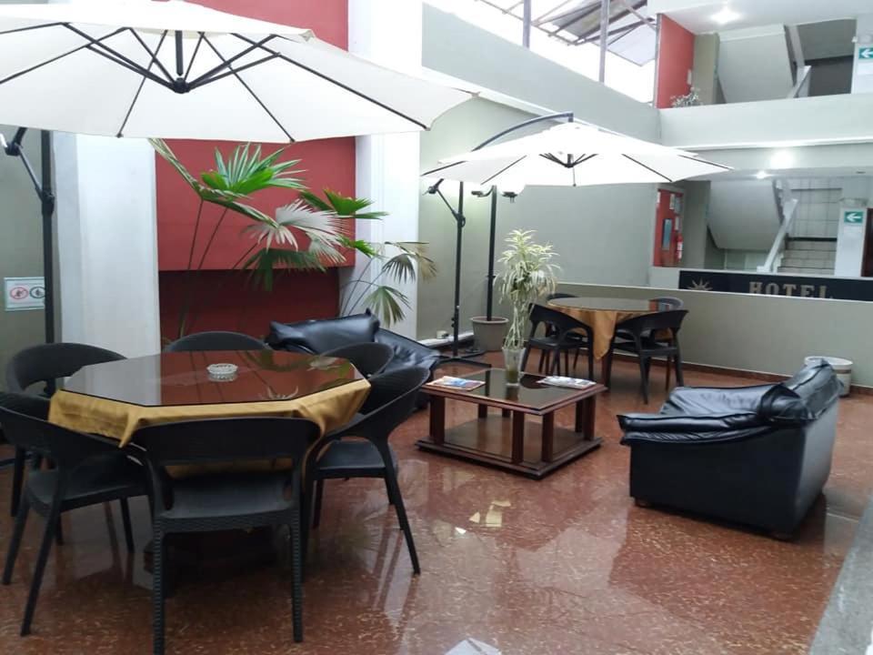סנטו דומינגו דה לוס קולורדוס Hotel Puerta Del Sol מראה חיצוני תמונה